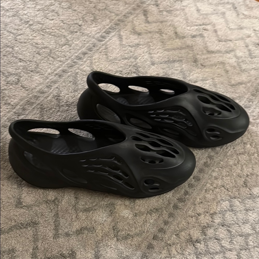 Black Water Shoes with Sculptural Design and Ventilation